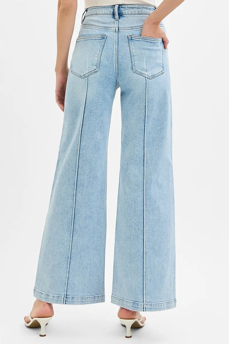 Risen High Waist Wide Leg Pintuck Jeans in Light Wash