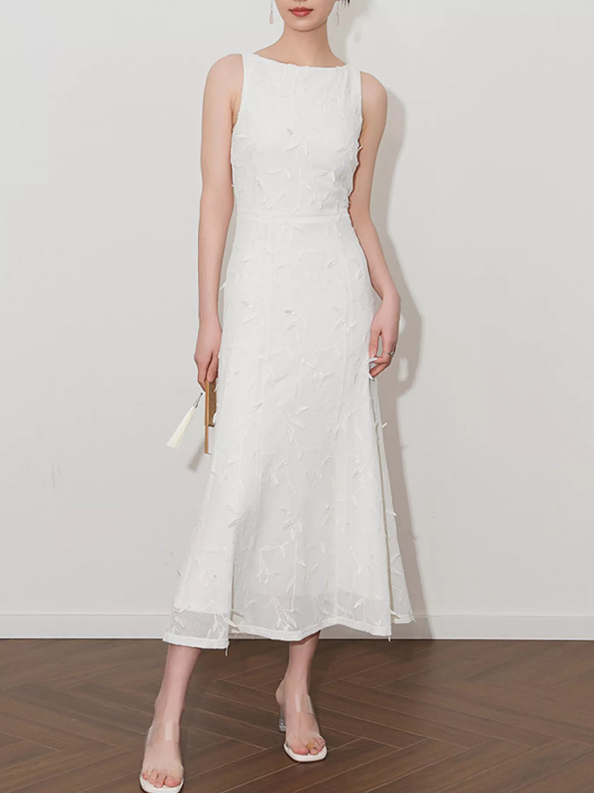 Sleeveless Floral Applique Midi Dress in Off-White