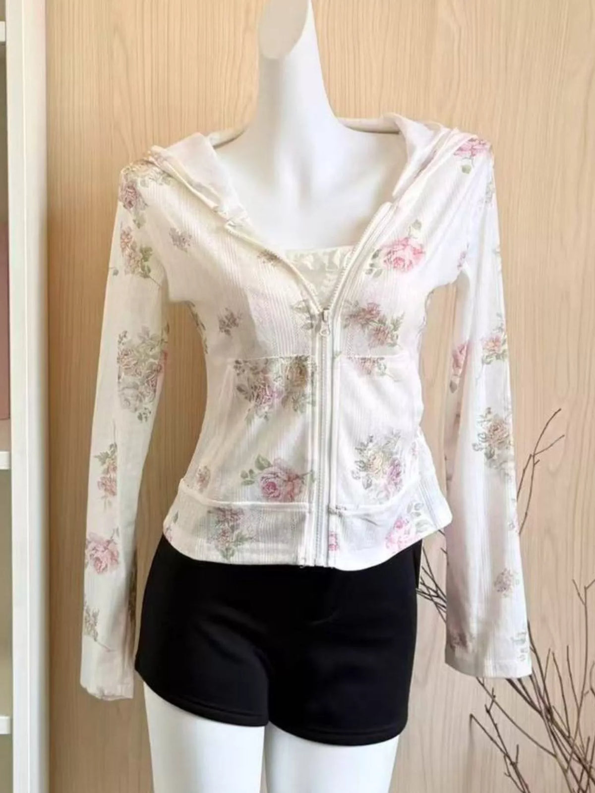 Vintage Floral Zip-Up Hoodie in White