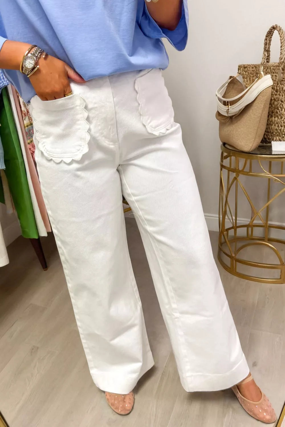 Scalloped Patch Pocket Shift Jeans in White