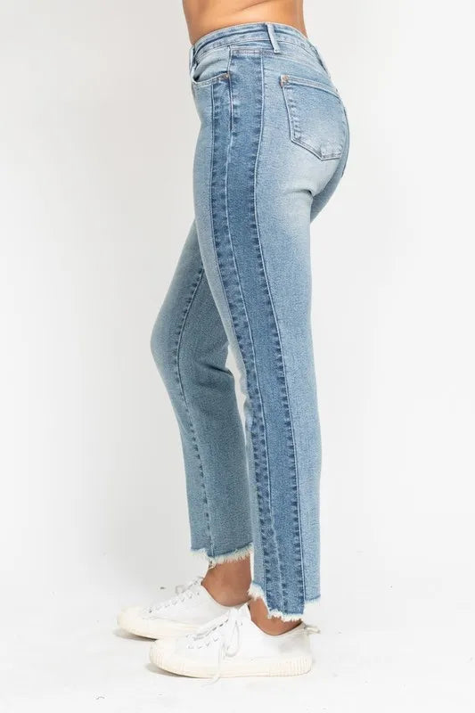 Judy Blue Slim Jeans with Fray Hem in Medium Wash in Md