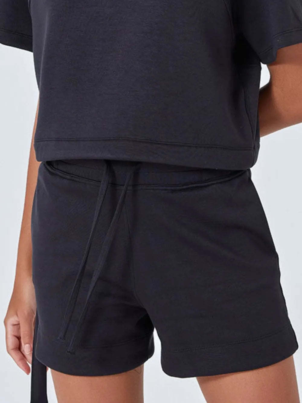 Drawstring Solid Shorts