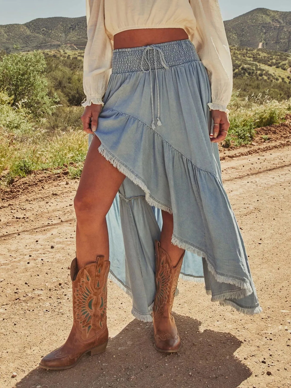 High-Low Frayed Hem Denim Skirt in Light Blue