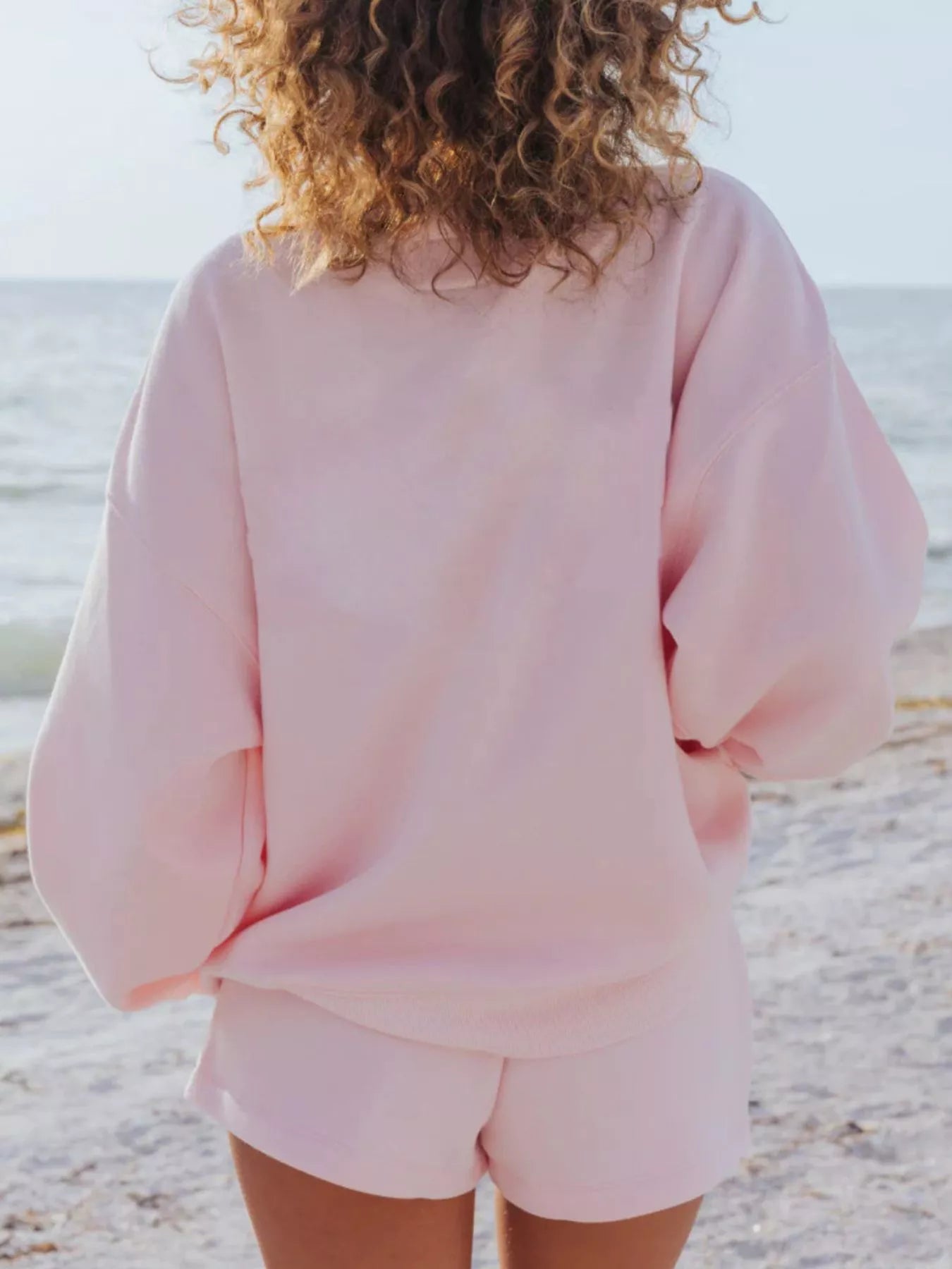 Relaxed Round-Neck Sweatshirt and Shorts Set