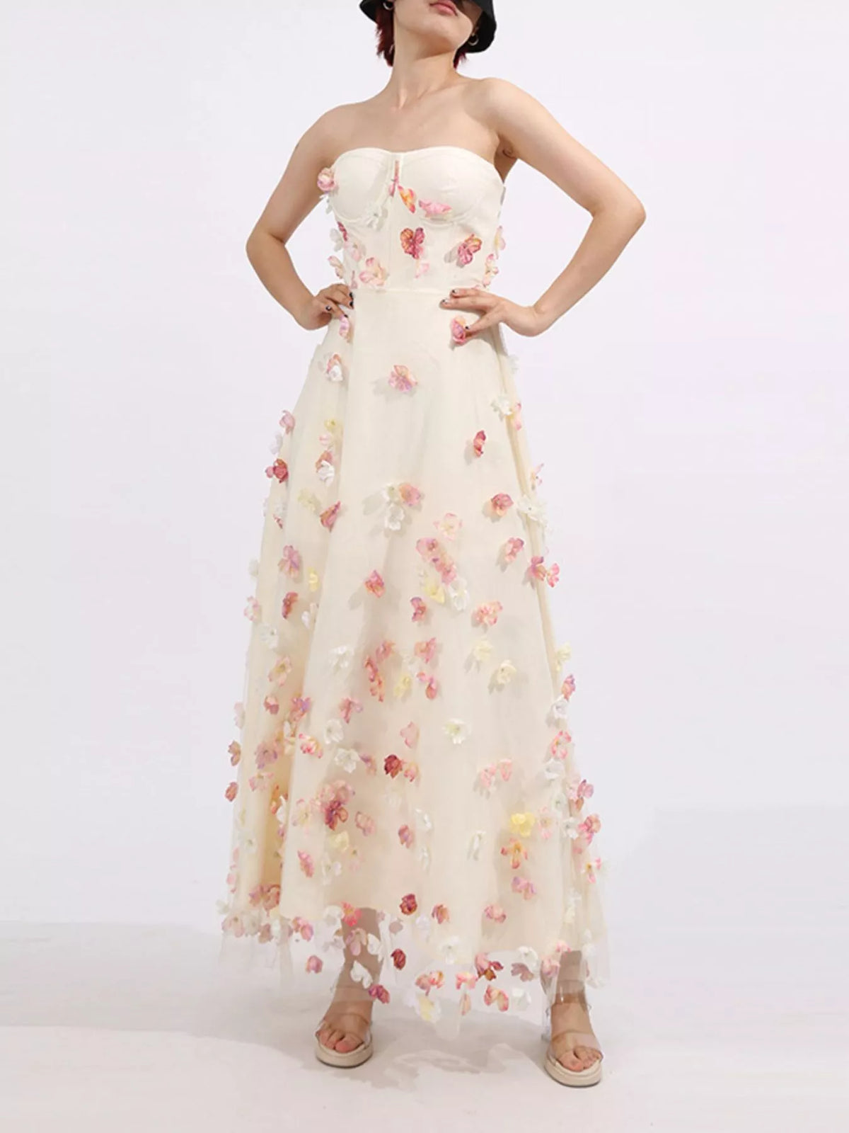 Floral Applique Tulle Maxi Dress in Apricot