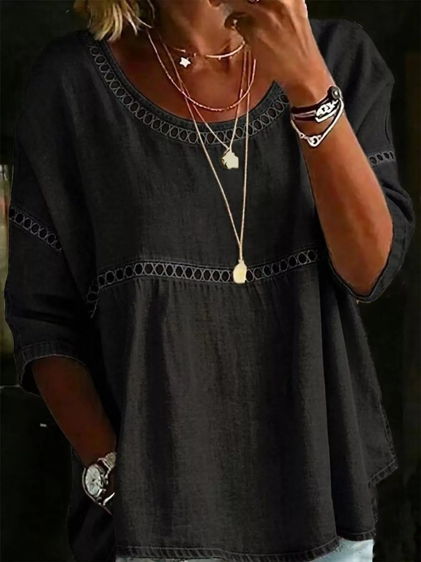 Hollow Out Round Neck Top