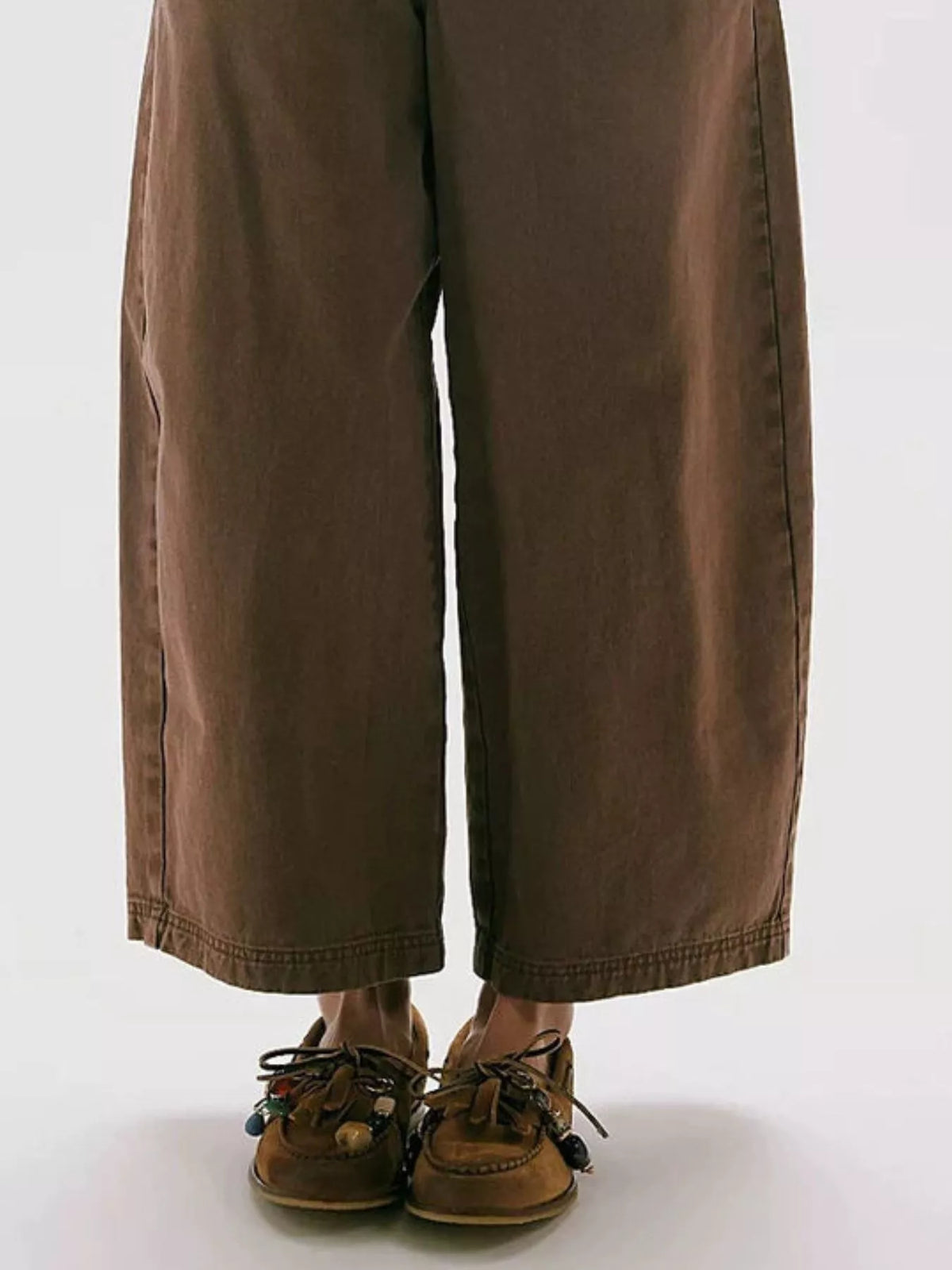 Wide-Leg Cropped Jeans with Pockets