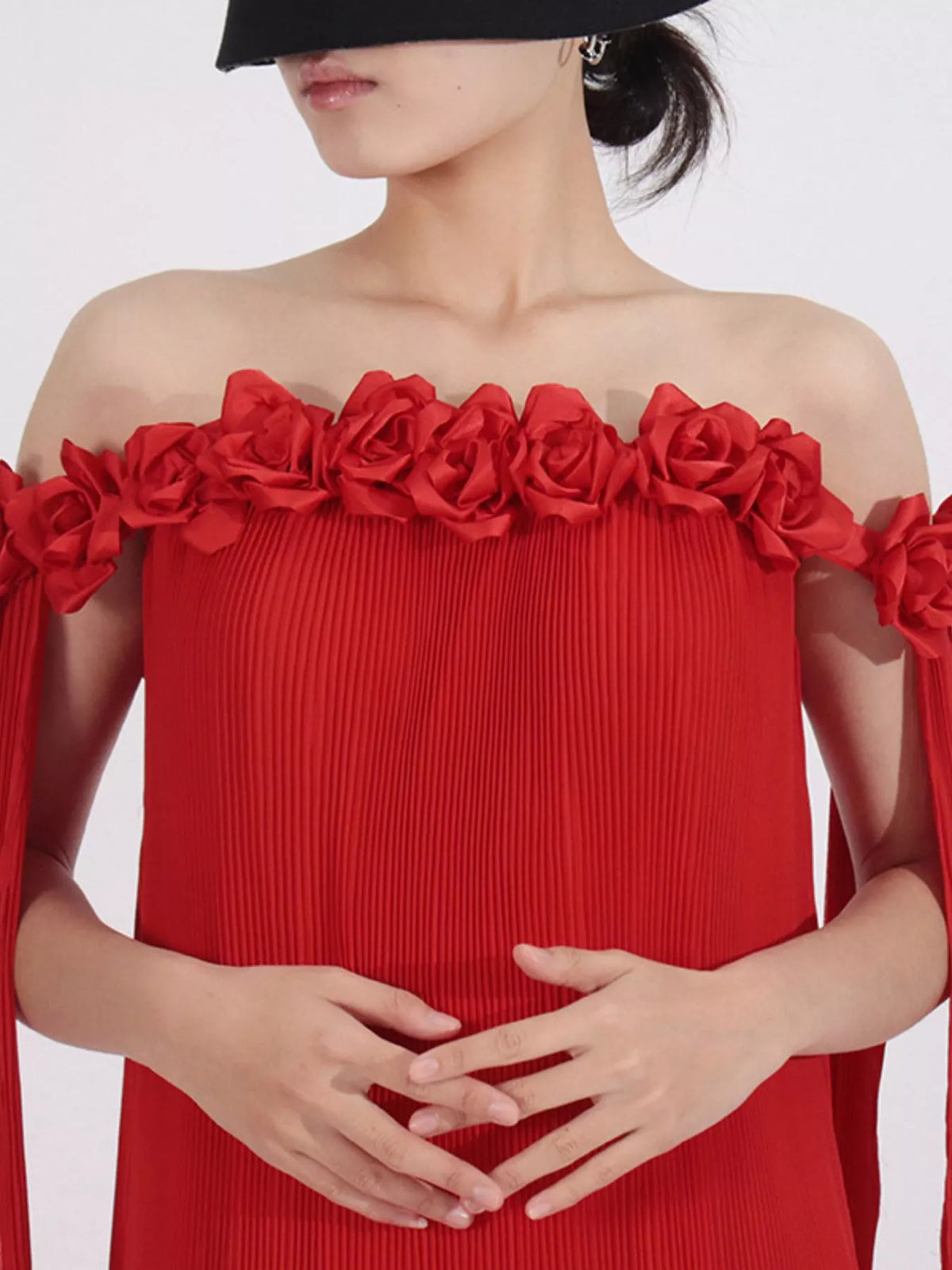 Off-Shoulder Pleated Floral Maxi Dress