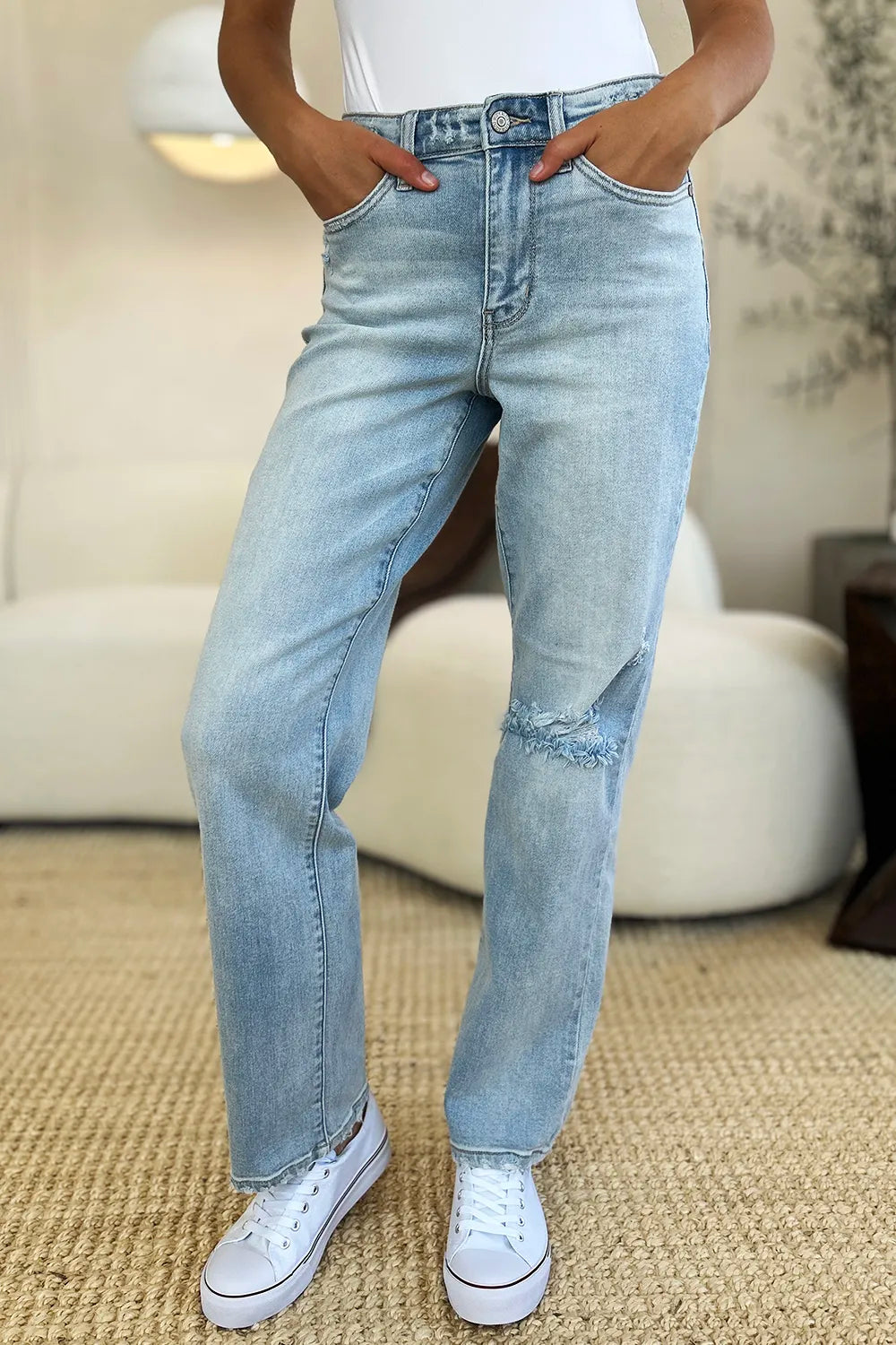 Judy Blue High Waist Distressed Straight Jeans in Light