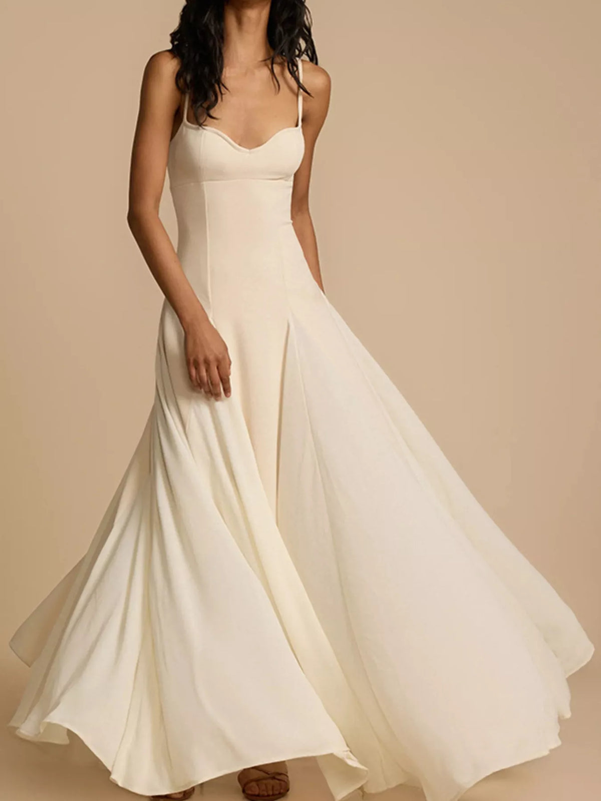 Sweetheart Neck Spaghetti Strap Flowy Maxi Dress in White