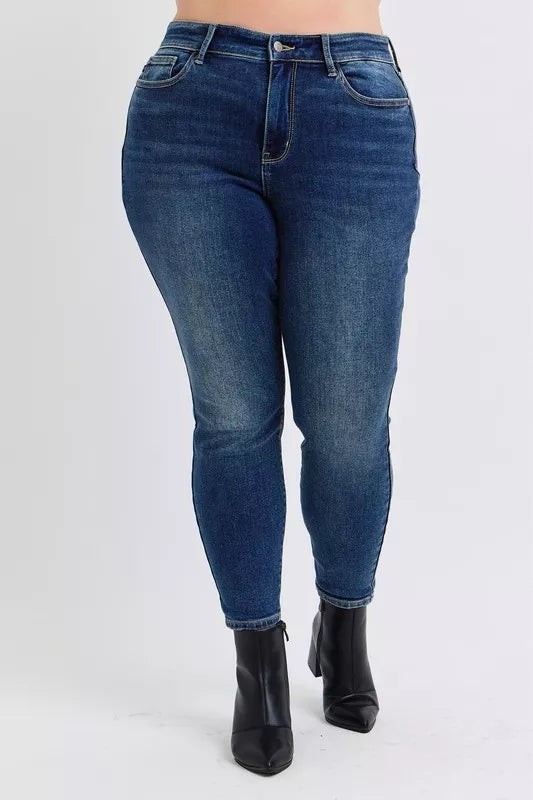 Judy Blue Thermal-Lined Skinny Jeans in Dark Wash