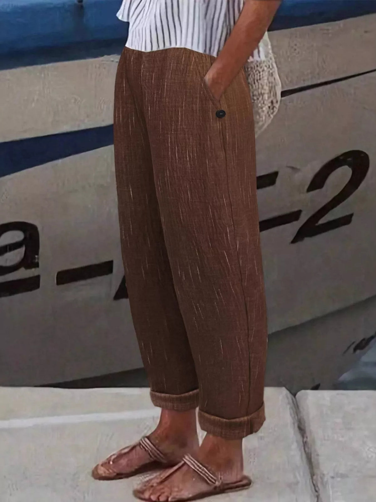 Loose Fit Cropped Pants