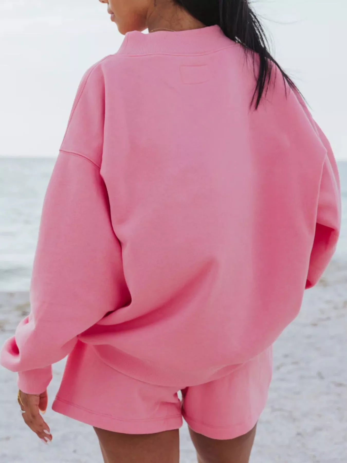 Relaxed Round-Neck Sweatshirt and Shorts Set