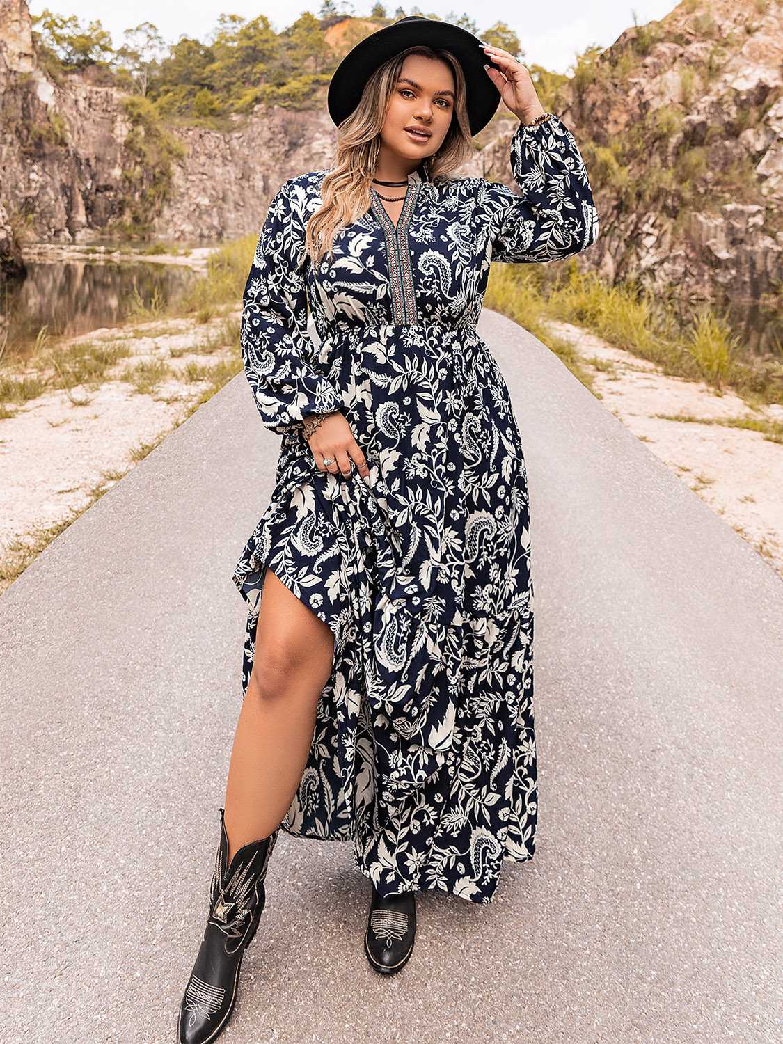 Long Sleeve Maxi Dress in Dark Navy