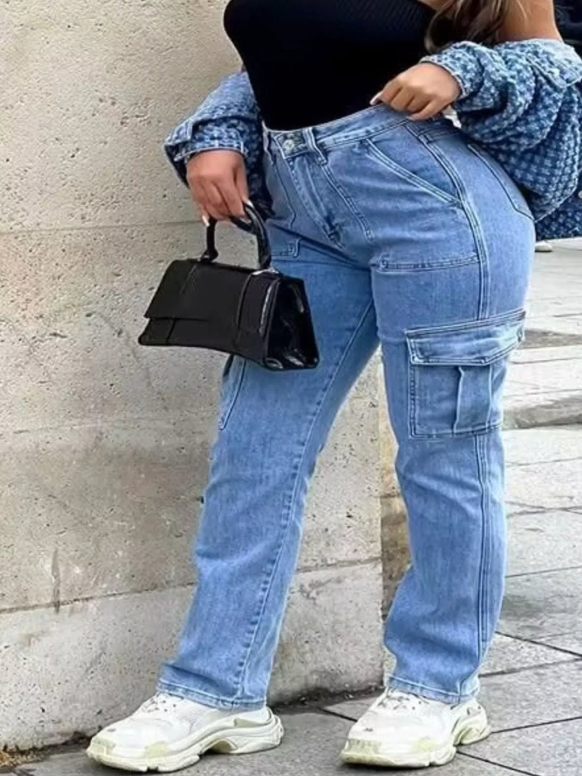 Light Wash Cargo Jeans in Blue