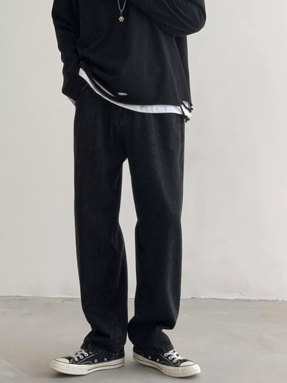 Men's Loose Fit Washed Jeans