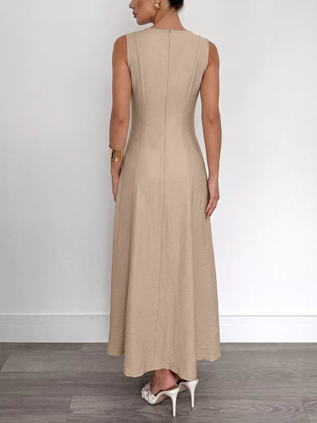 Round Neck Sleeveless Texture Maxi Dress in Khaki