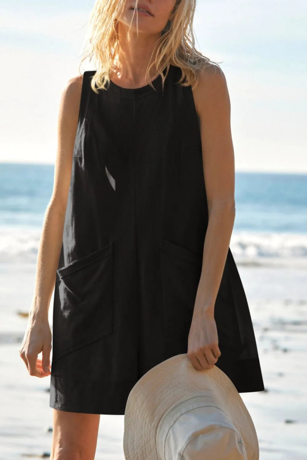 Round Neck Sleeveless Romper