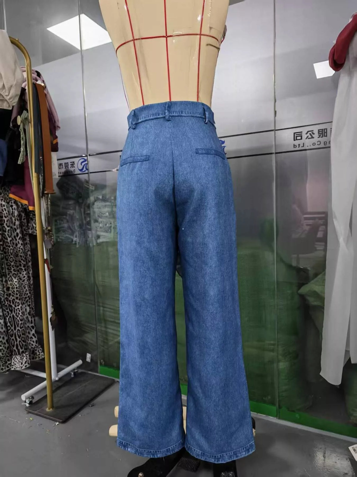 Ruffled Wide-Leg Jeans