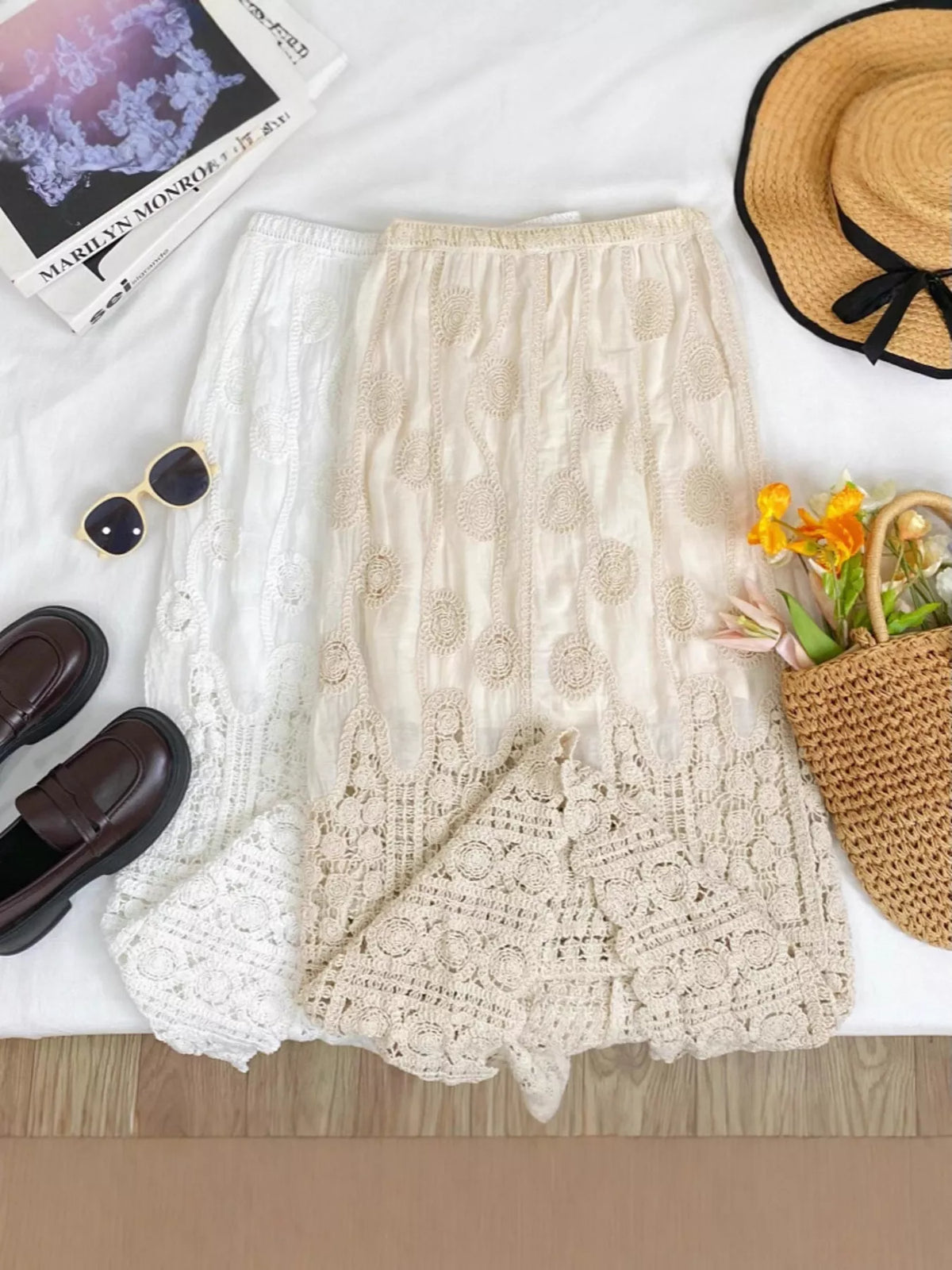 Lace Elastic-Waist Midi Skirt