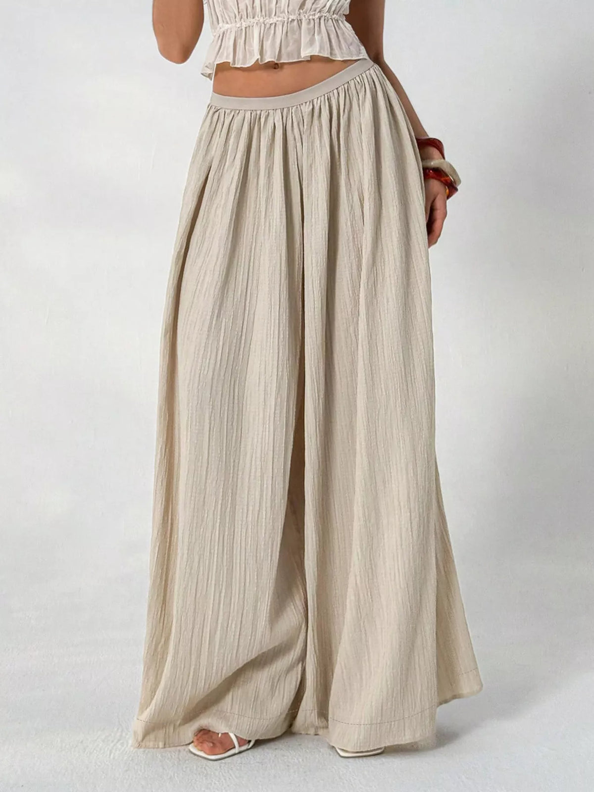 Wide-Leg Textured Pants in Khaki