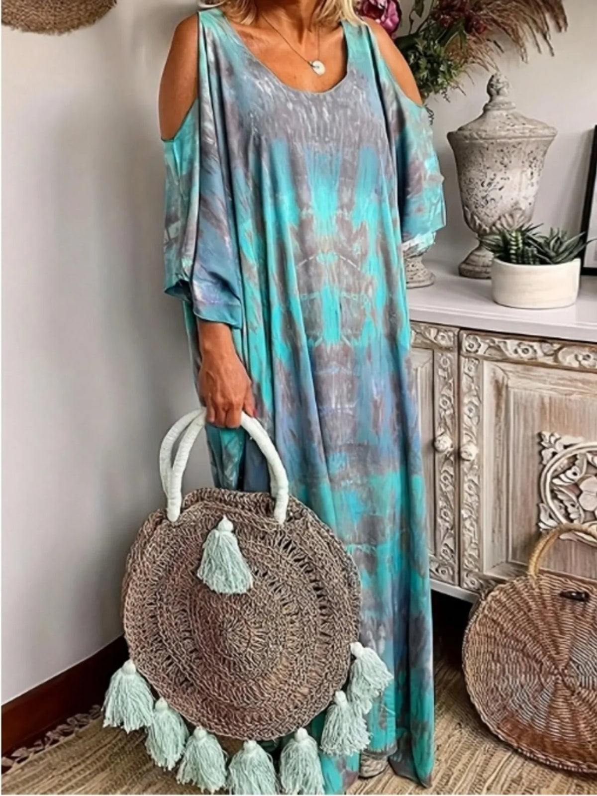 Tie-Dye Cold Shoulder Maxi Dress in Blue in Rx9916—blue