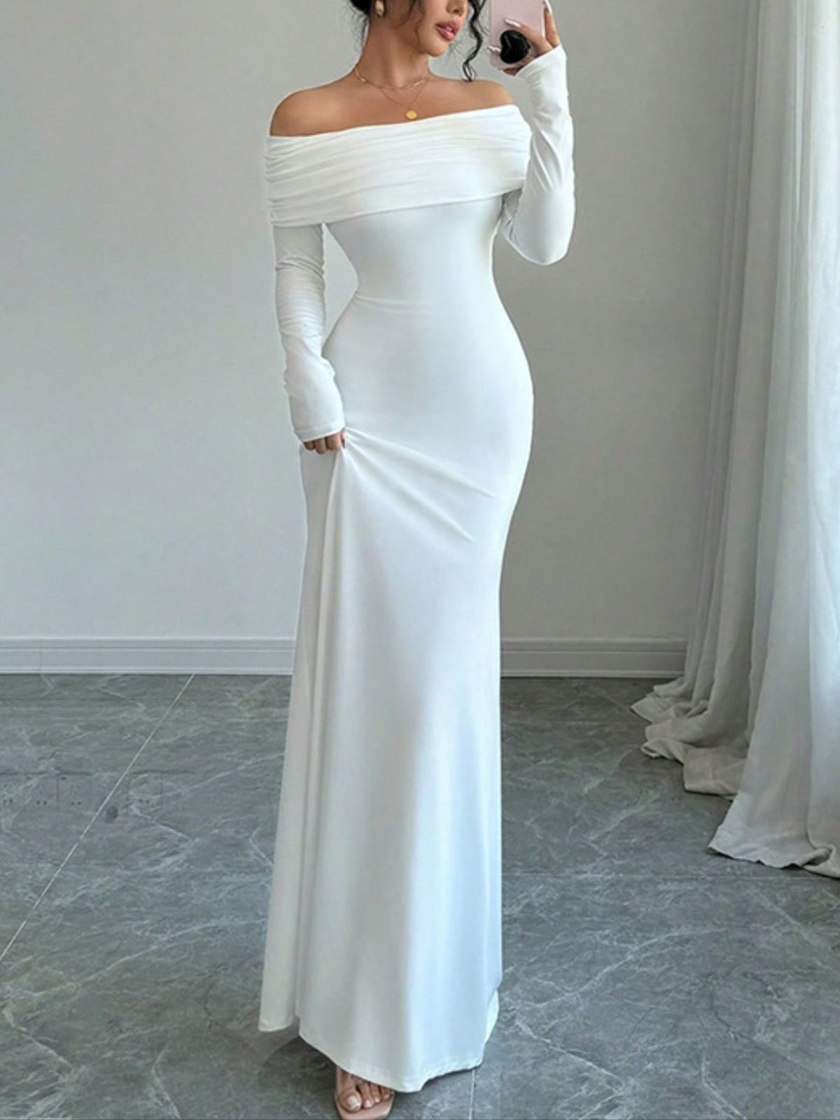 Off-Shoulder Backless Bodycon Maxi Dress