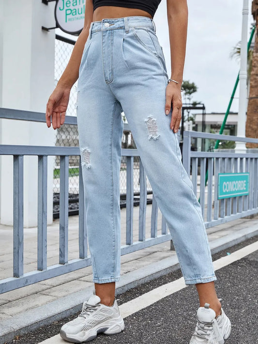 Distressed Straight Jeans in Light Wash