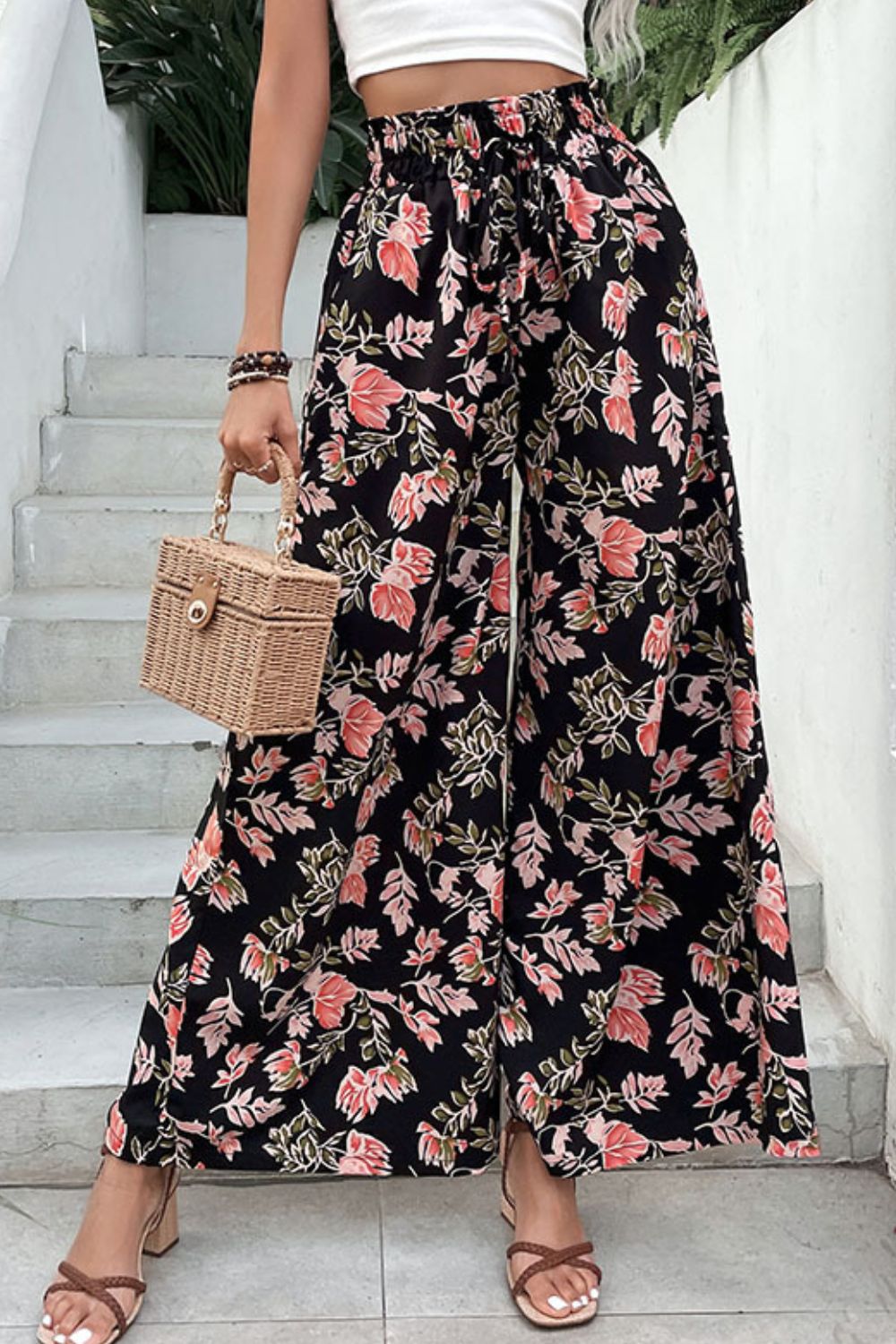 Floral Wide Leg Pull-On Pants in Black