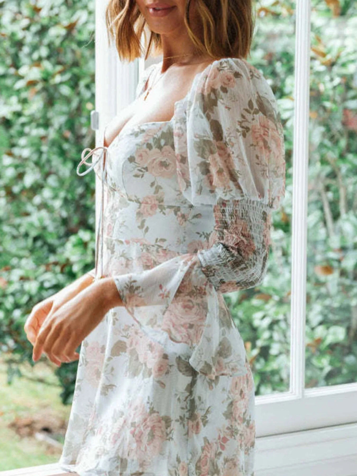 Floral Print Sweetheart Neck Mini Dress