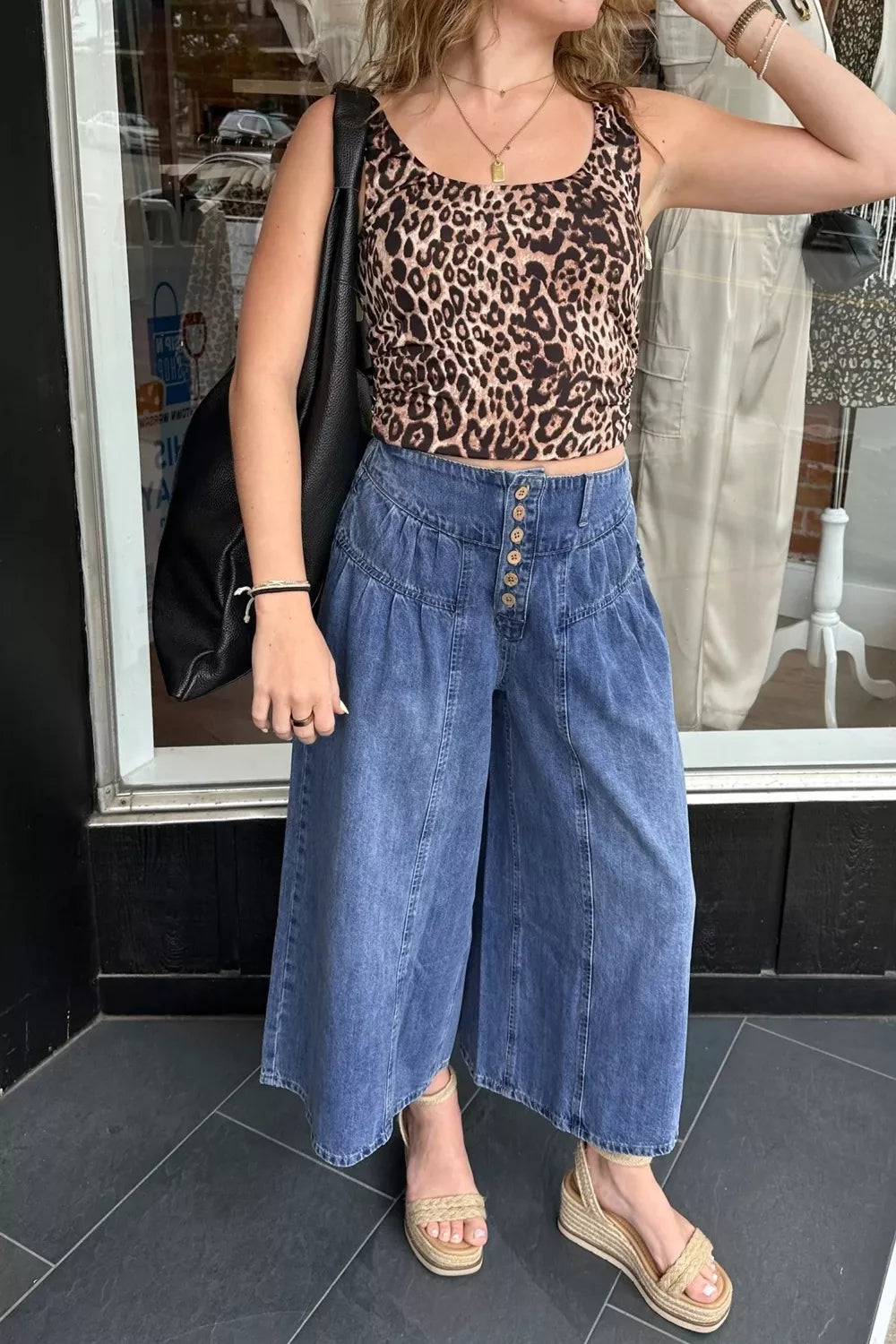 High-Waisted Wide Leg Jeans in Medium Wash