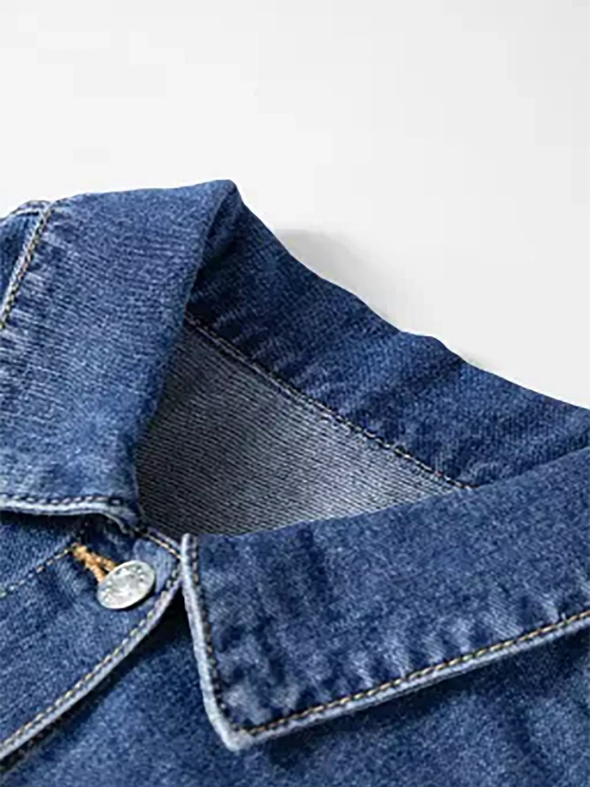 Raw Hem Two-Tone Denim Jacket in Blue