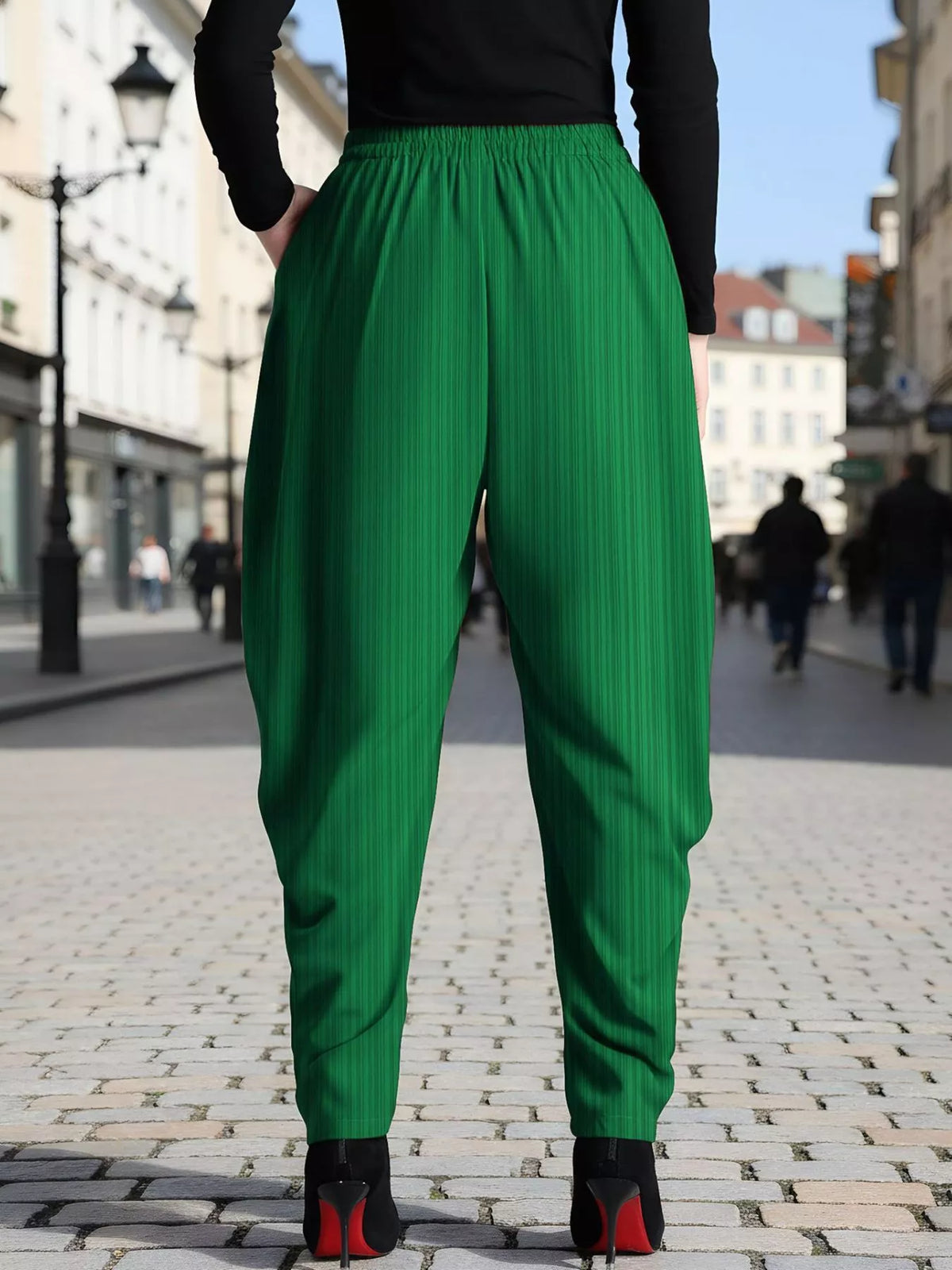 Pocketed Elastic Waist Pants