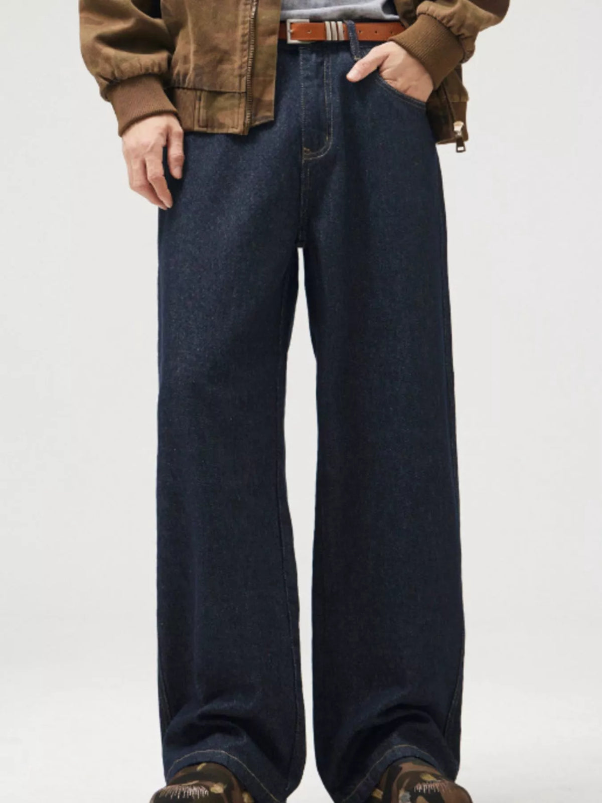 Vintage Relaxed Fit Jeans in Dark Navy by Fine Tune
