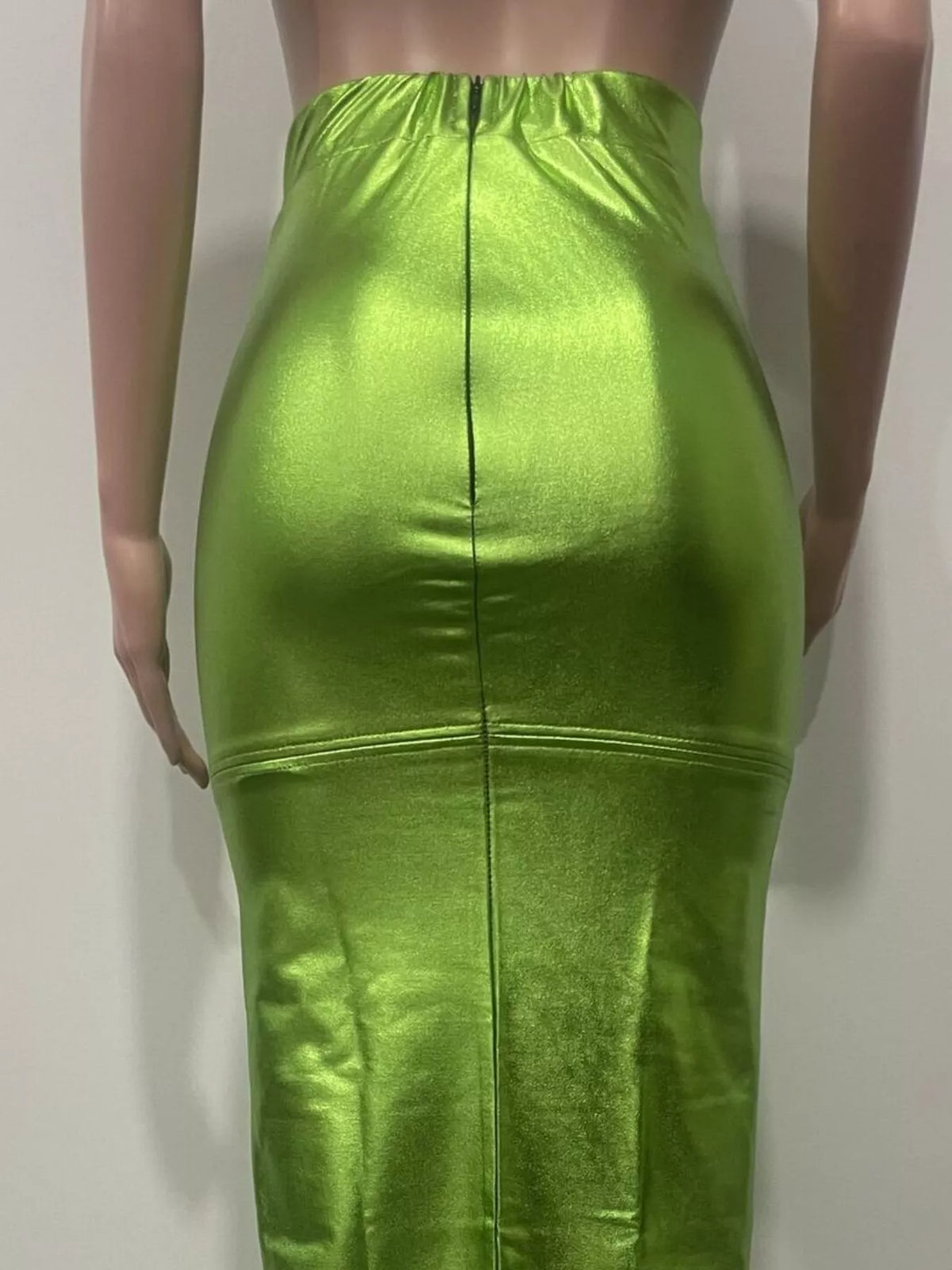 Shimmering Side Slit Bodycon Maxi Skirt in Green