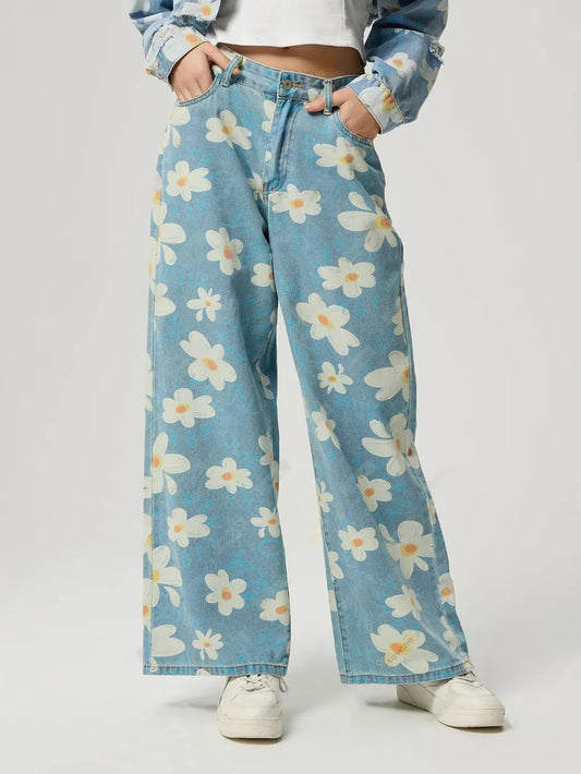 Pocketed Floral Wide Leg Jeans in Light Wash
