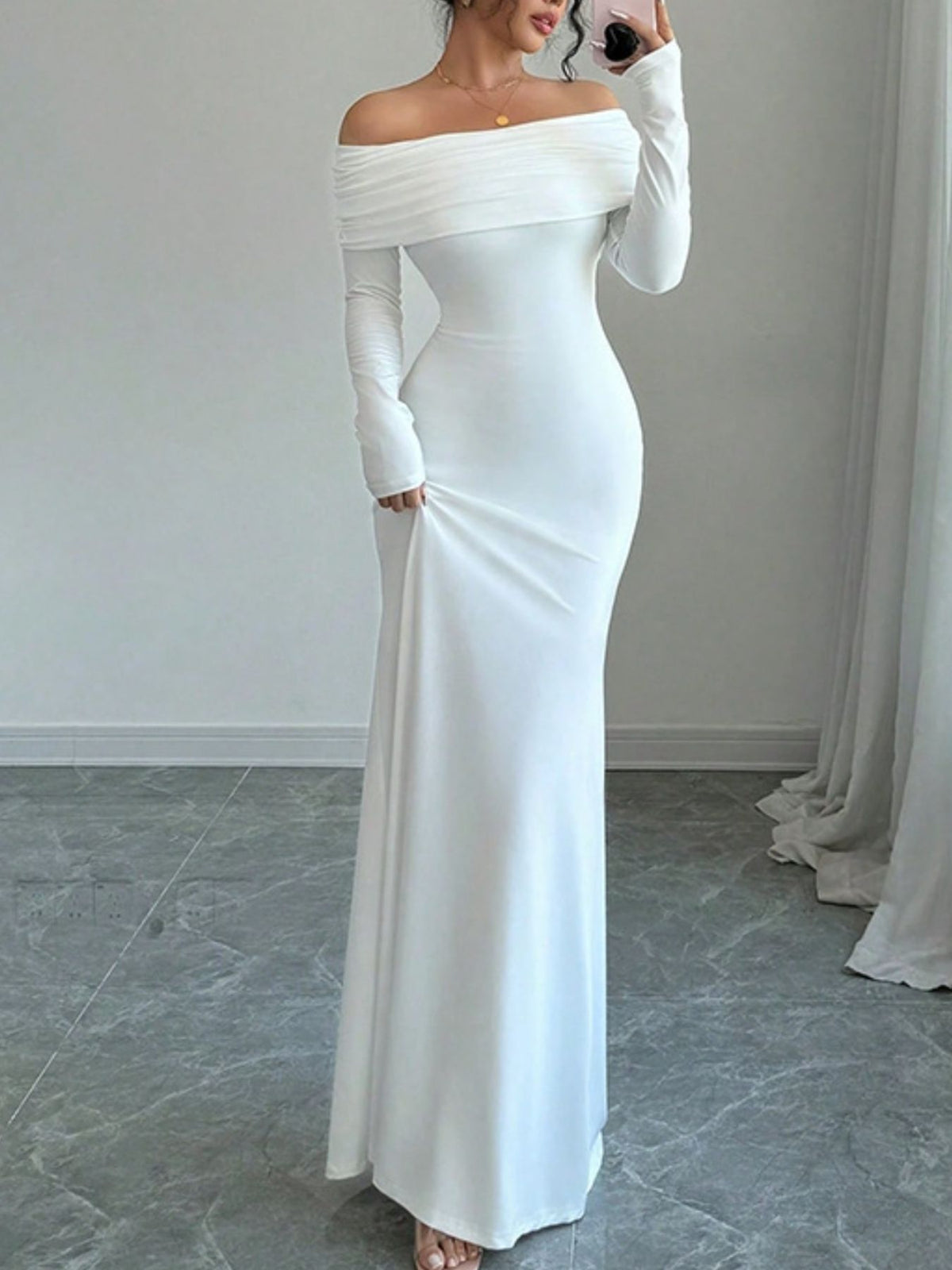 Off-Shoulder Backless Bodycon Maxi Dress