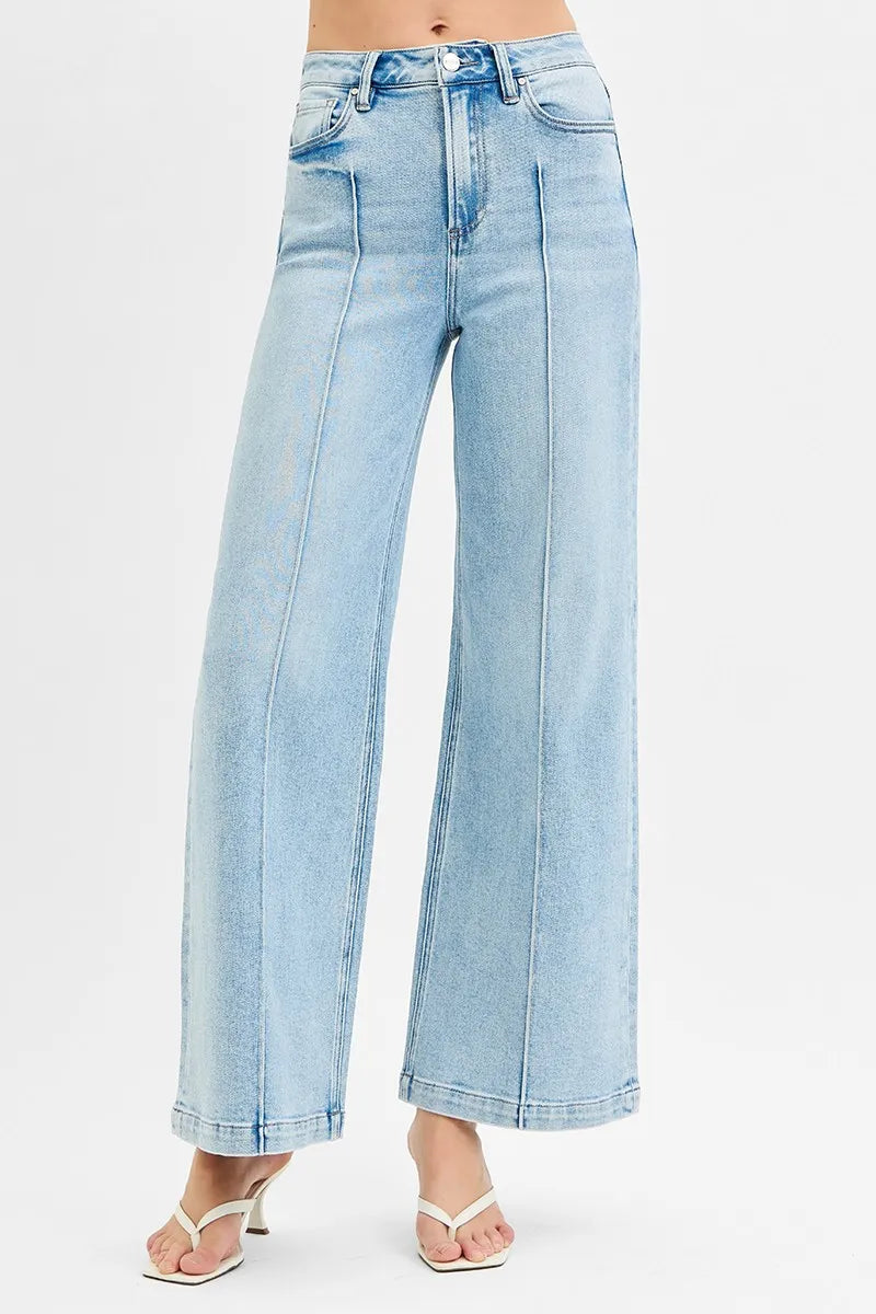 Risen High Waist Wide Leg Pintuck Jeans in Light Wash