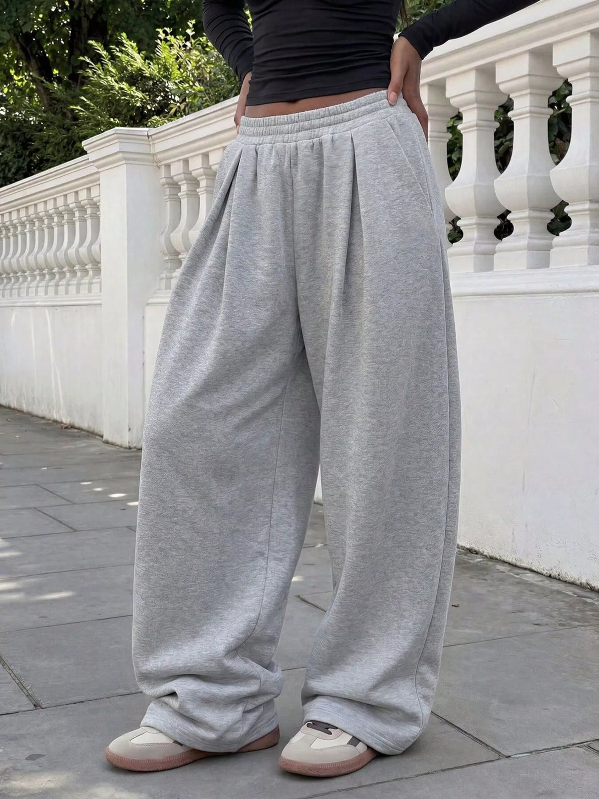 Elastic Waist Wide-Leg Sweatpants