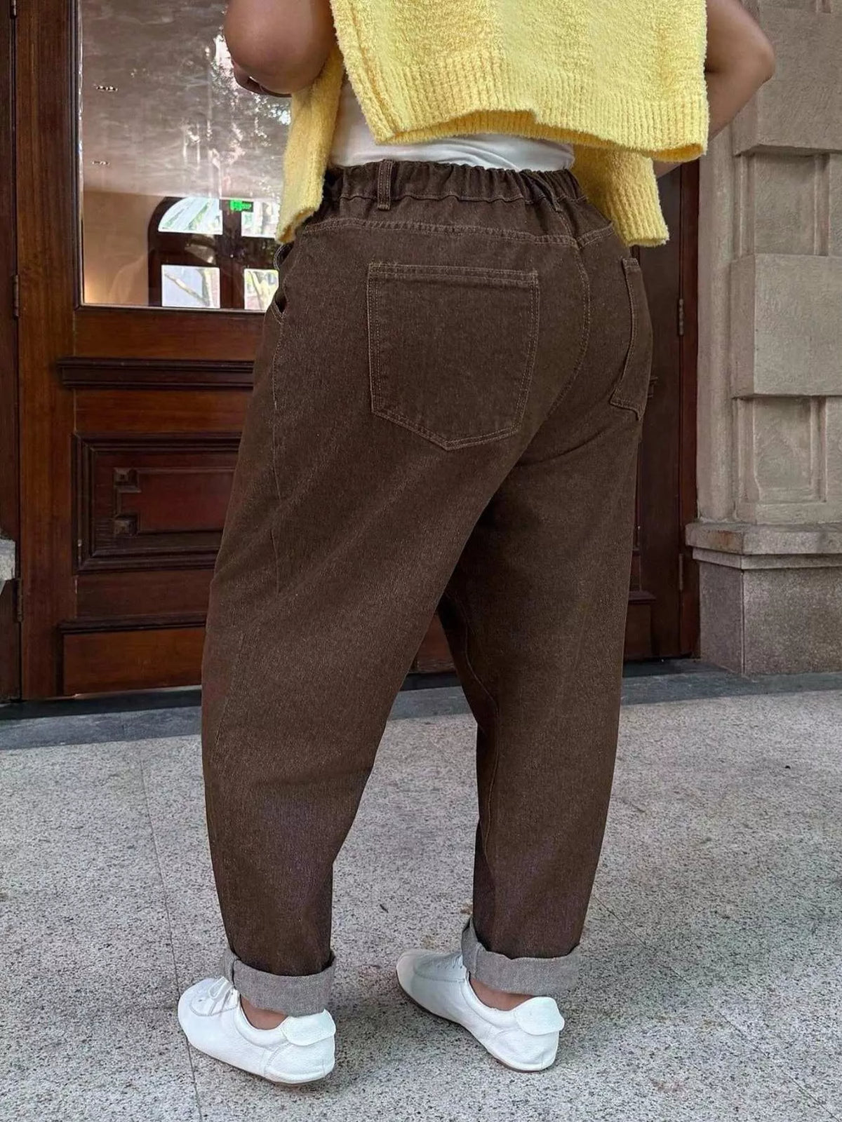 Plus Size Loose Fit Pleated Jeans in Brown