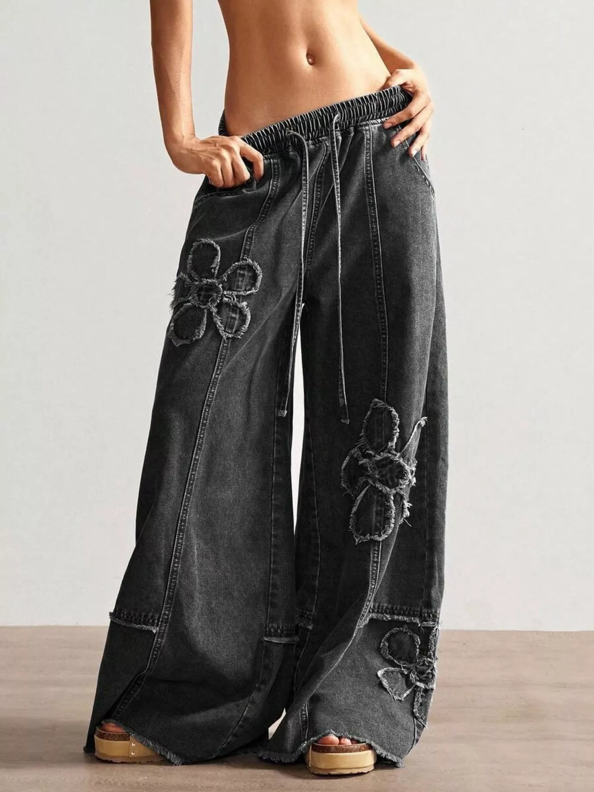 Flower Applique Wide Leg Jeans