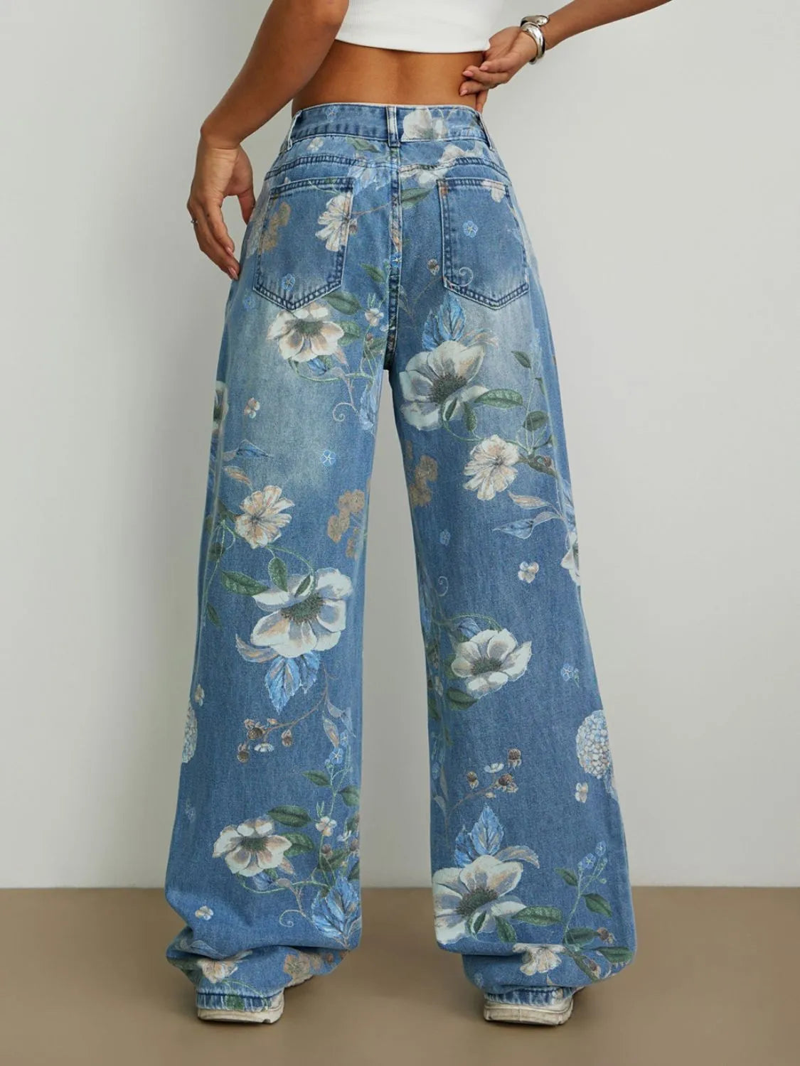 Printed Wide Leg Jeans in Light Wash