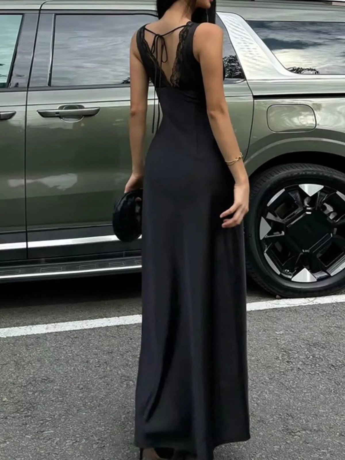 Lace Trim V-Neck Sleeveless Maxi Dress in Black