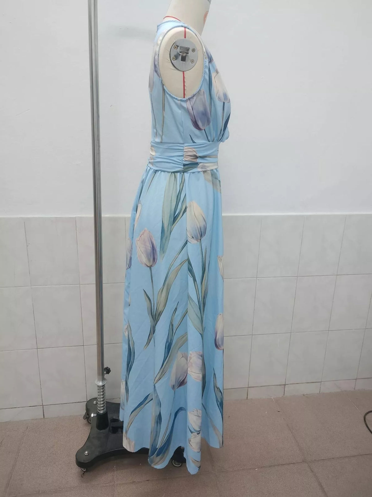 Plus Size Sleeveless Floral Maxi Dress