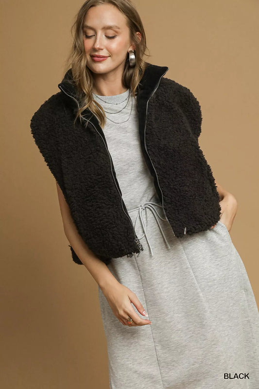 Umgee Sherpa-Lined Zip Vest in Black