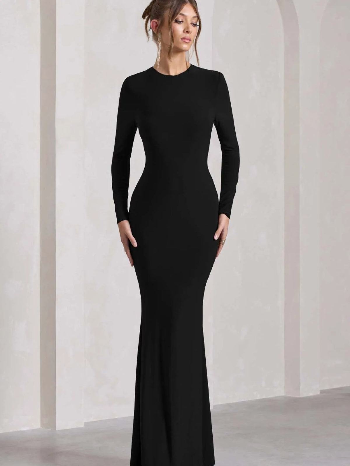 Round Neck Bodycon Maxi Dress in Black