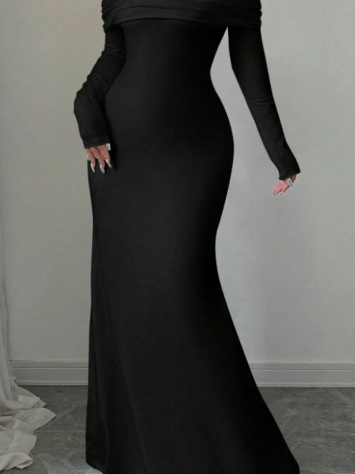 Off-Shoulder Backless Bodycon Maxi Dress