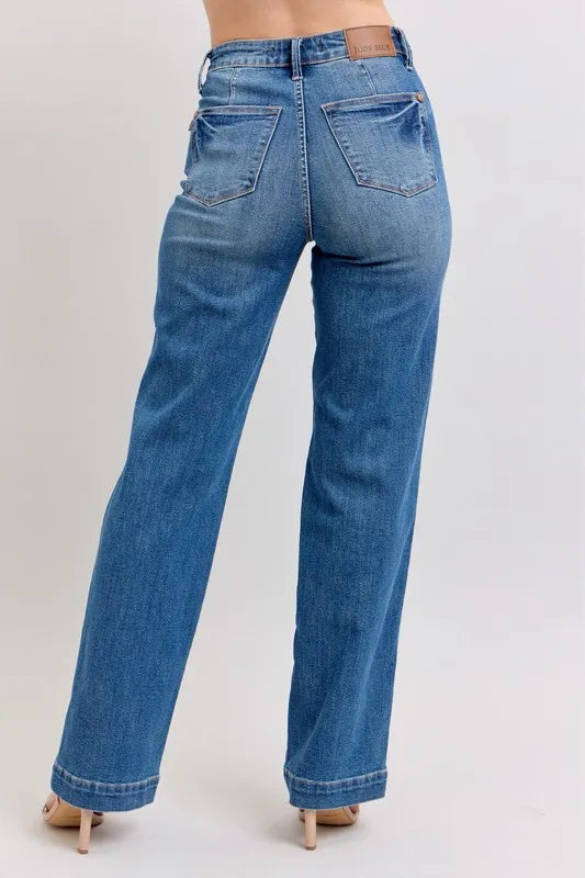 Judy Blue Contrast Thread Straight Jeans in Medium Wash in Md