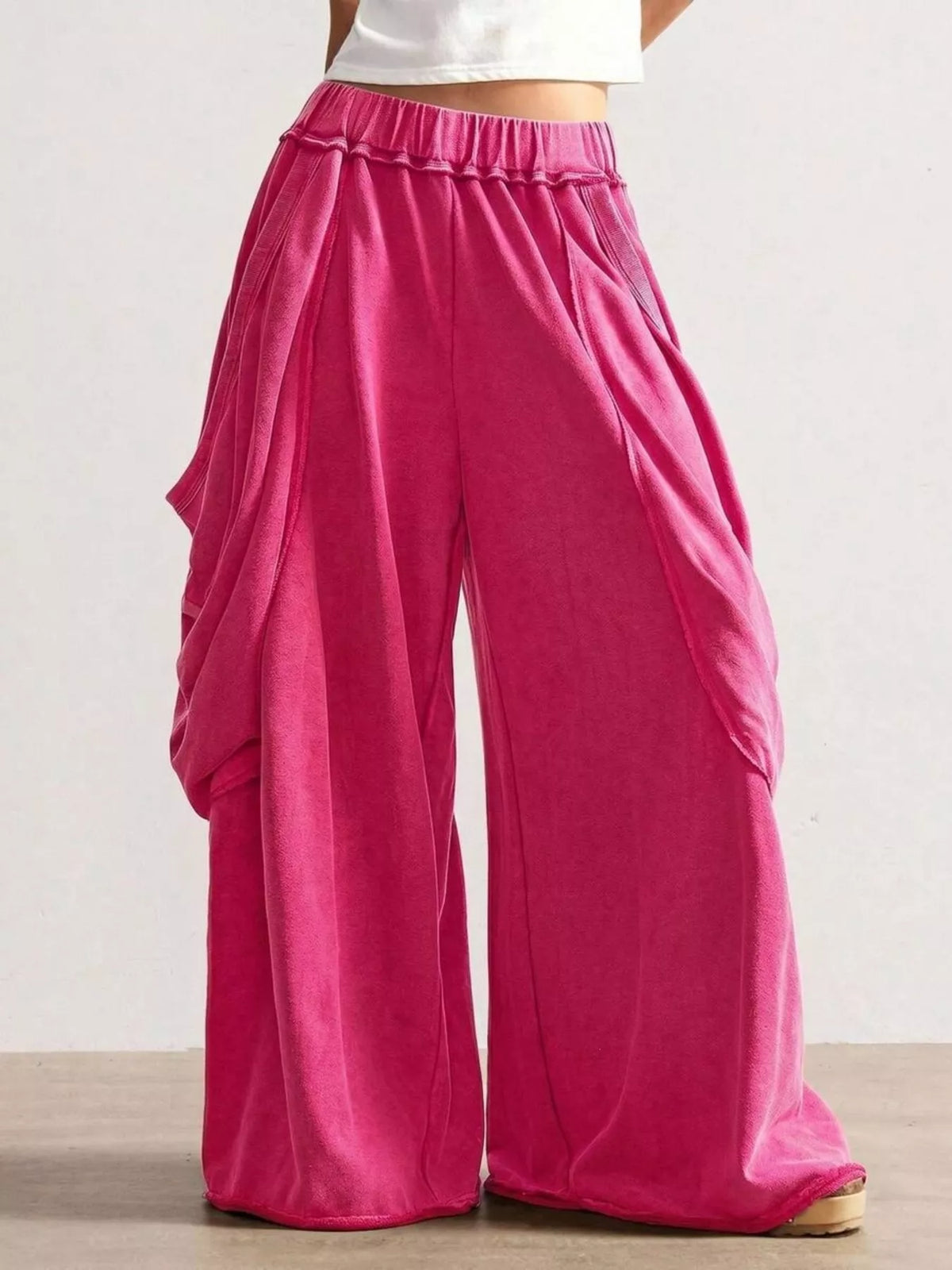 Oversized Wide-Leg Cargo Pants