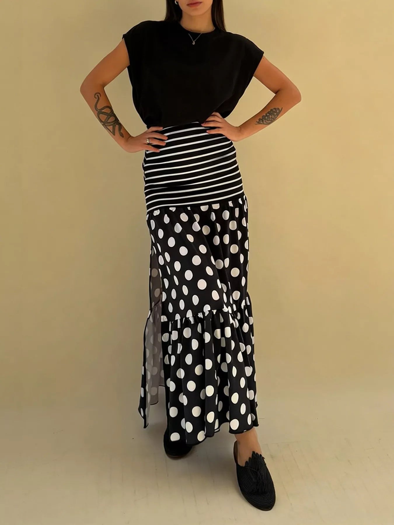 Polka Dot Slit Maxi Skirt in Black